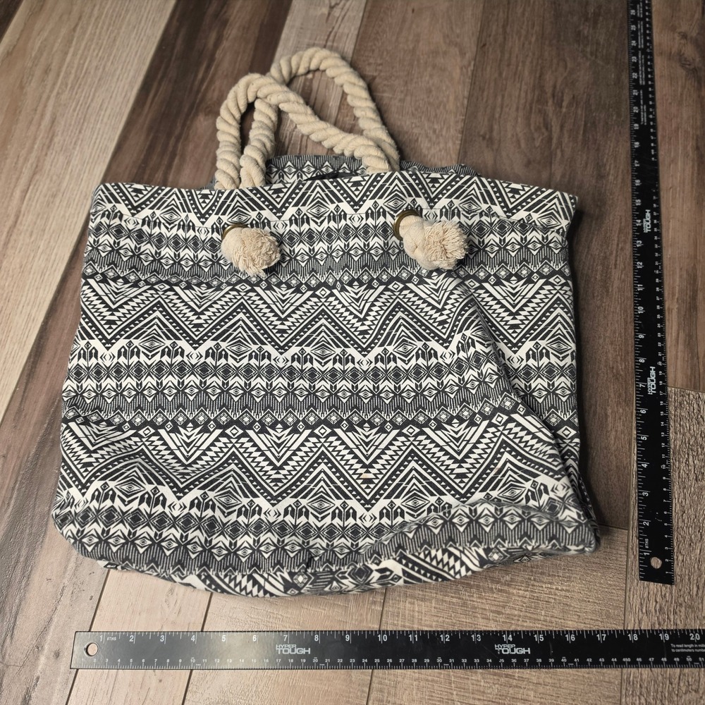 Steve Madden Tribal Geometric Tote Bag Black White Chevron Rope Handle Bag - Picture 4 of 8